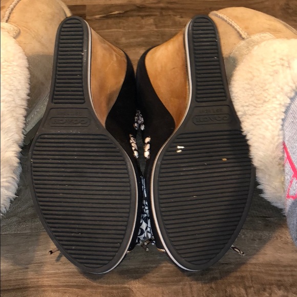 Coach Black and White Wedges - Picture 5 of 5